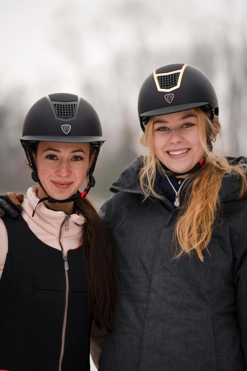 Ekkia Equithème Airy Reithelm - Image 15