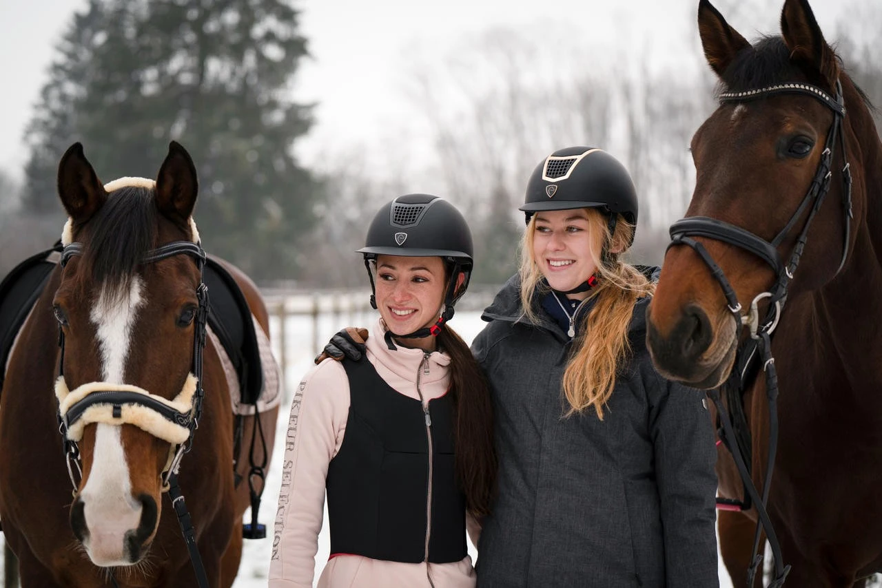 Ekkia Equithème Airy Reithelm - Image 16